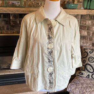 CJ BANKS Christopher and Banks cotton jacket with stretch. Beautiful embroidery!